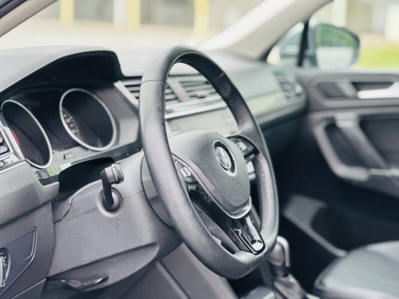 2020 Volkswagen Tiguan SE