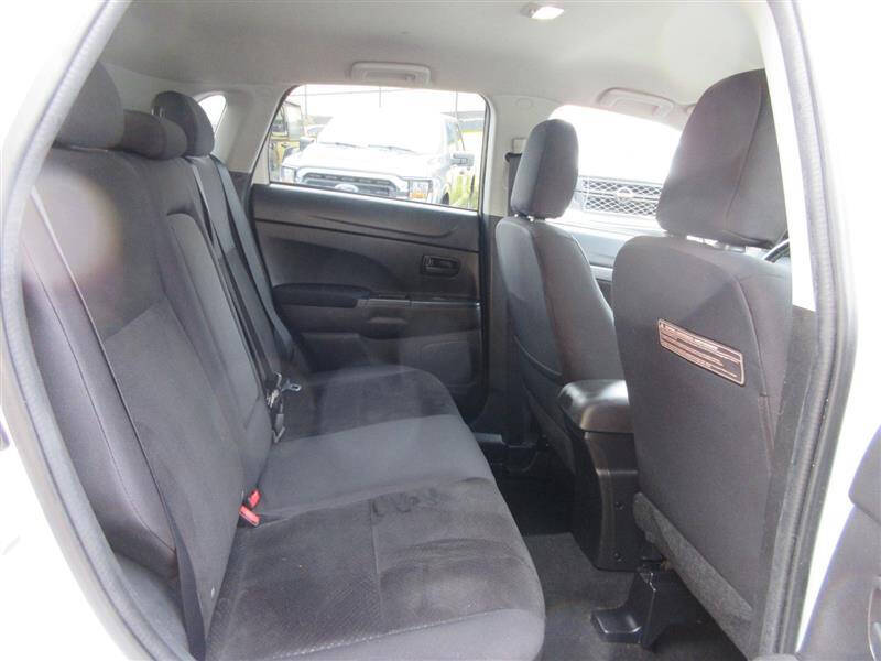 2013 Mitsubishi Outlander Sport ES