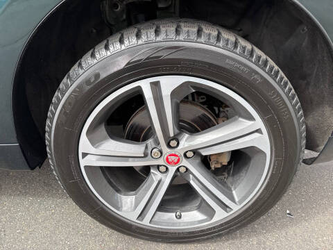 2017 Jaguar F-PACE 35t R-Sport