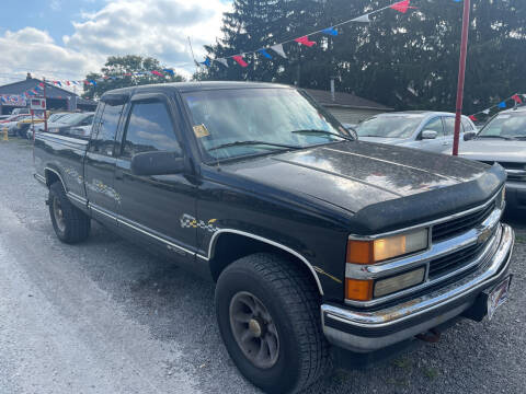 1998 Chevrolet C/K 1500 Series for sale at Trocci's Auto Sales in West Pittsburg PA