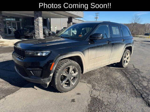 2023 Jeep Grand Cherokee Altitude