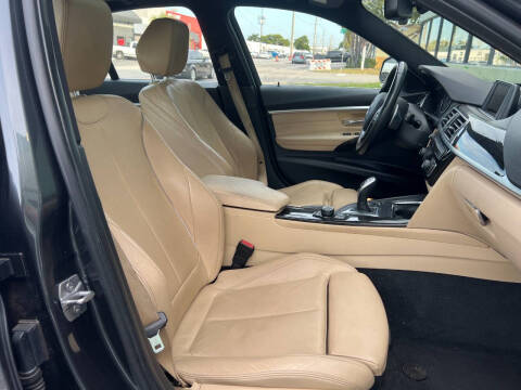 2017 BMW 3 Series 330i