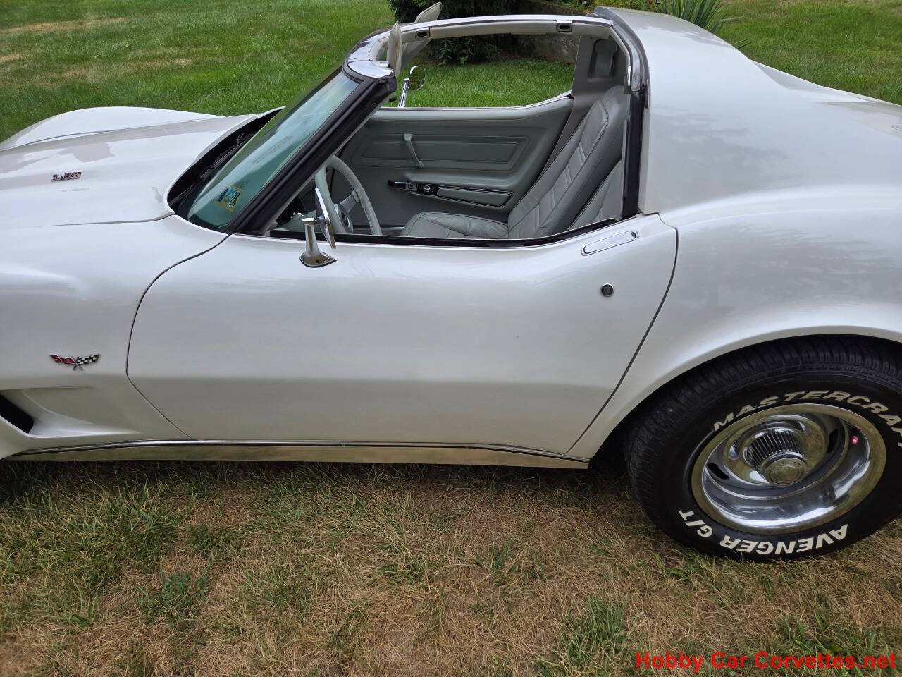 1977 Chevrolet Corvette 14