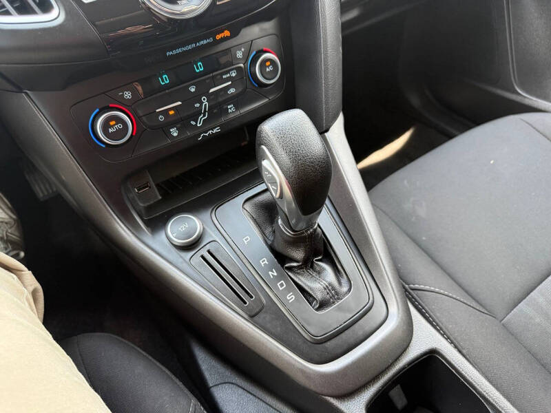 2017 Ford Focus SEL