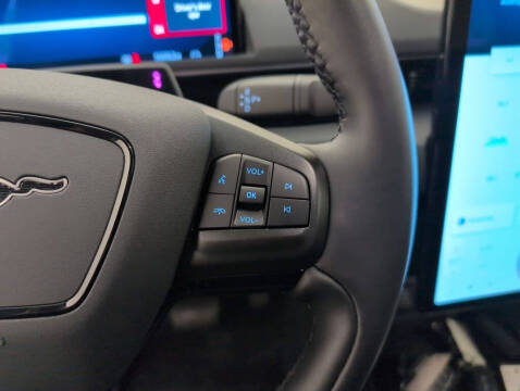 2025 Ford Mustang Mach-E Select