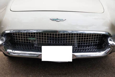 1957 Ford Thunderbird