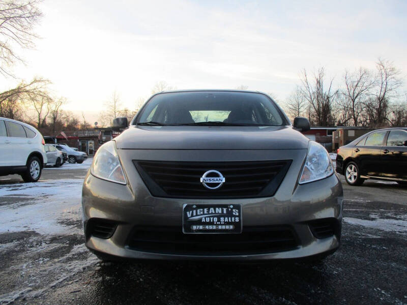 2014 Nissan Versa 1.6 S Plus