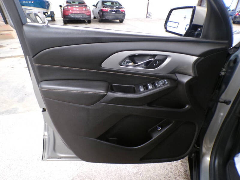 2018 Chevrolet Traverse LT Cloth