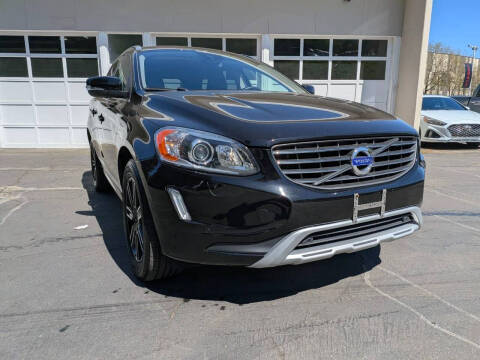 2017 Volvo XC60 T5 Dynamic