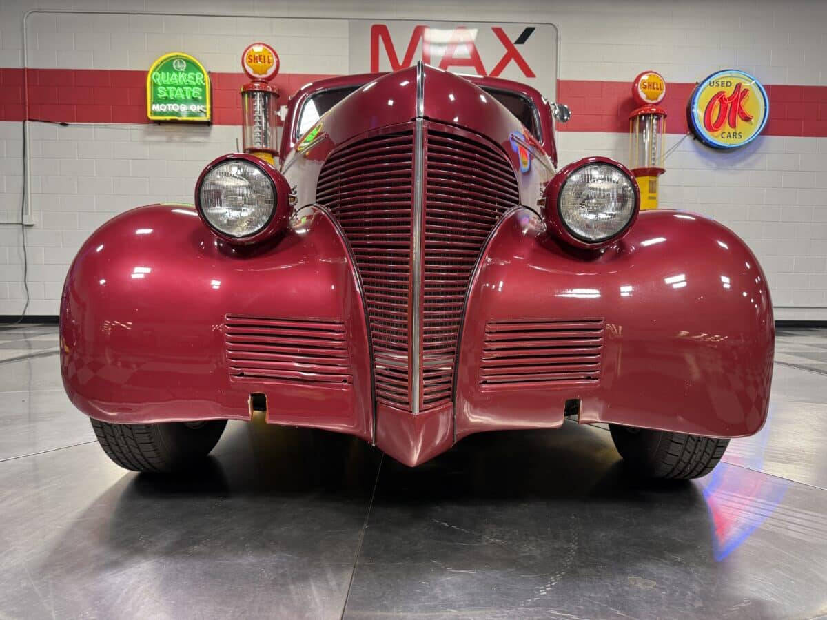 1939 Chevrolet Master Deluxe 18