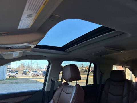 2019 Cadillac Escalade Luxury