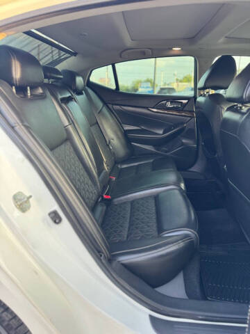 2017 Nissan Maxima