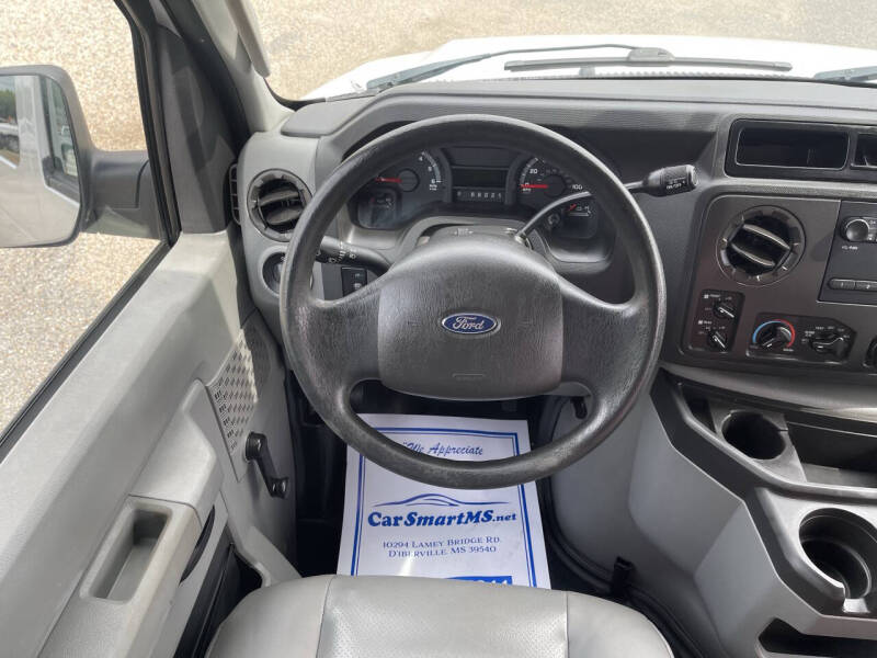 2013 Ford E-Series E-350 SD XL