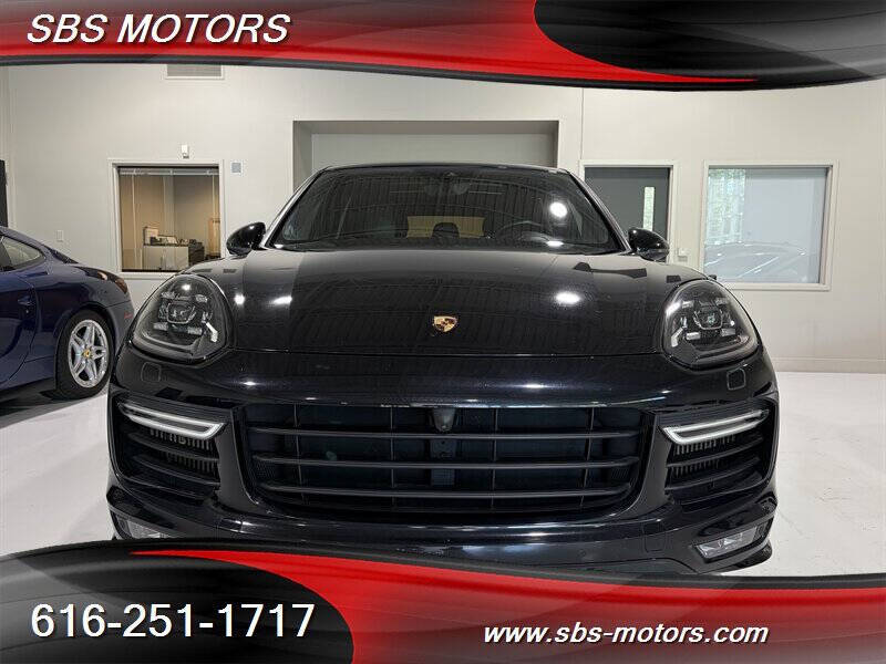 2016 Porsche Cayenne GTS