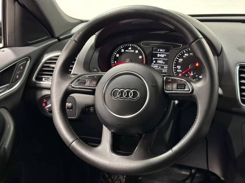 2017 Audi Q3 2.0T quattro Premium