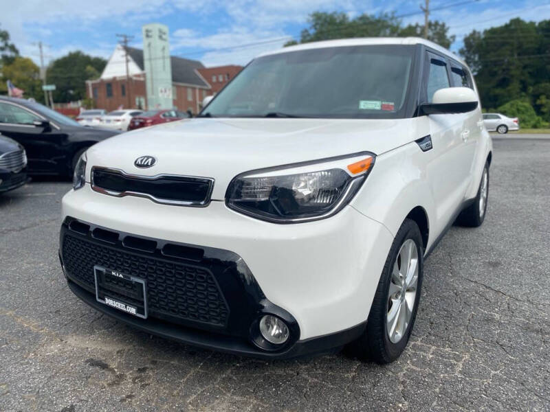 2016 Kia Soul +