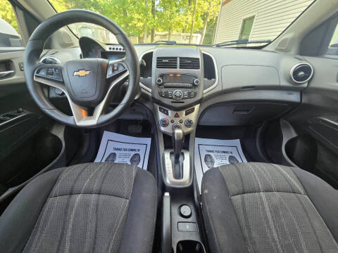 2015 Chevrolet Sonic LT Auto