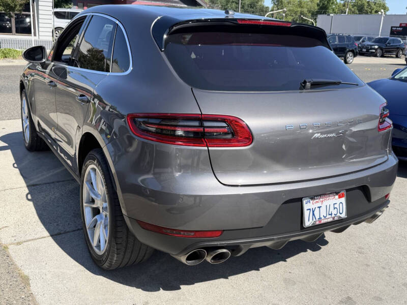 2015 Porsche Macan S