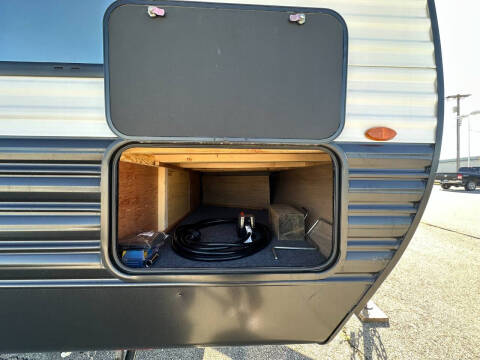 2024 Forest River Wolf Den 262DBH **SALE PENDING