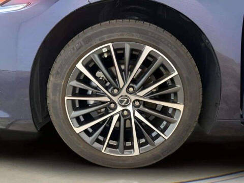 2025 Lexus ES 350