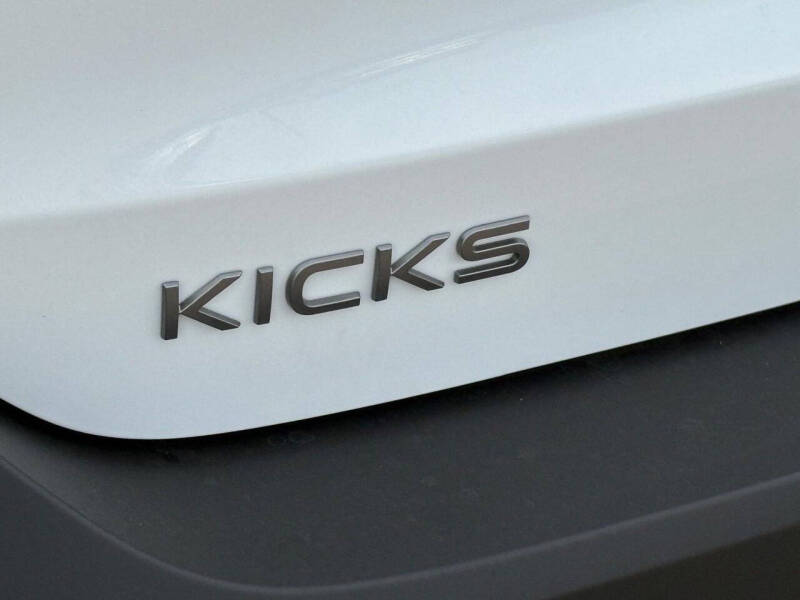 2026 Nissan Kicks S