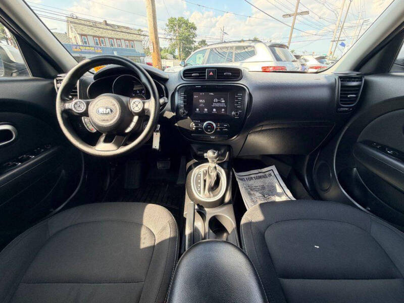 2018 Kia Soul +