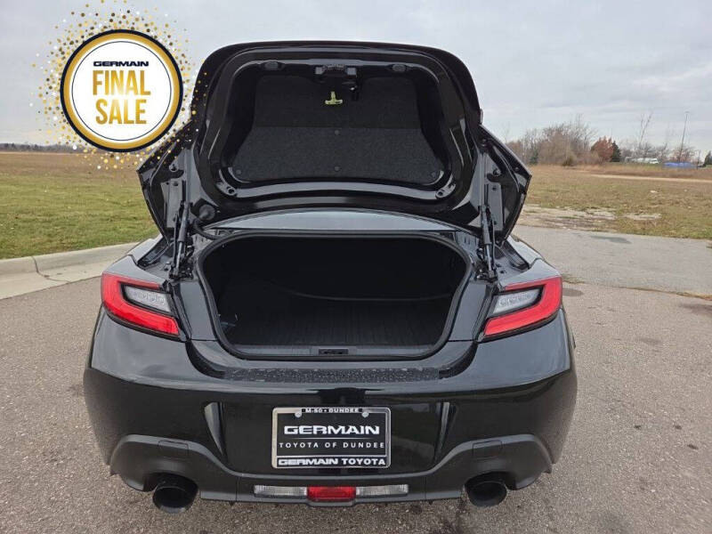 2025 Toyota GR86 Premium