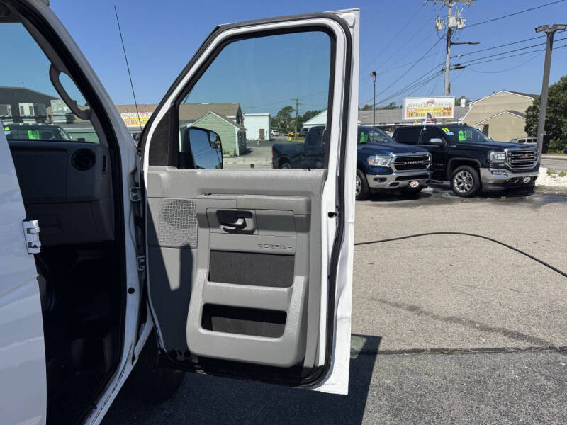 2012 Ford E-Series E-250