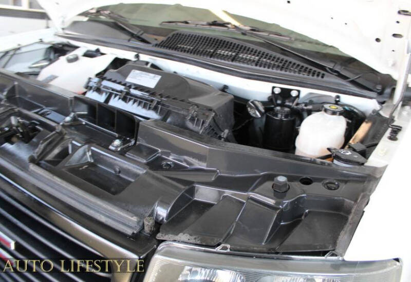 2023 GMC Savana 2500