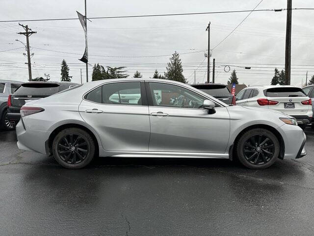 2021 Toyota Camry SE