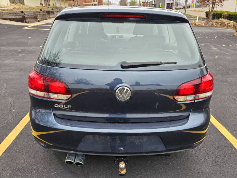 2010 Volkswagen Golf Base photo 8