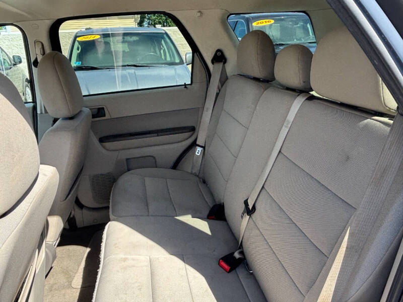 2011 Ford Escape XLT