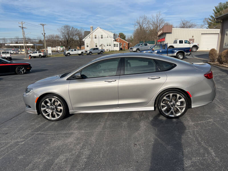 2015 Chrysler 200 for sale at Snyders Auto Sales in Harrisonburg VA