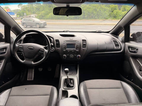 2016 Kia Forte5 SX
