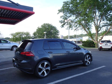 2017 Volkswagen Golf GTI S