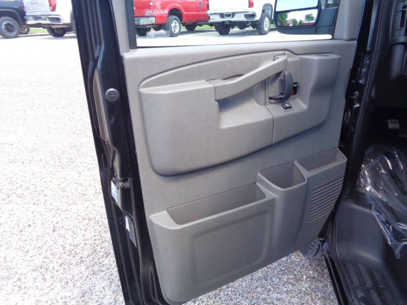 2018 Chevrolet Express LS 2500
