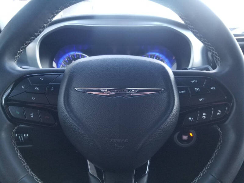 2023 Chrysler Pacifica Touring