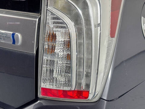 2014 Toyota Prius Plug-in Hybrid Advanced