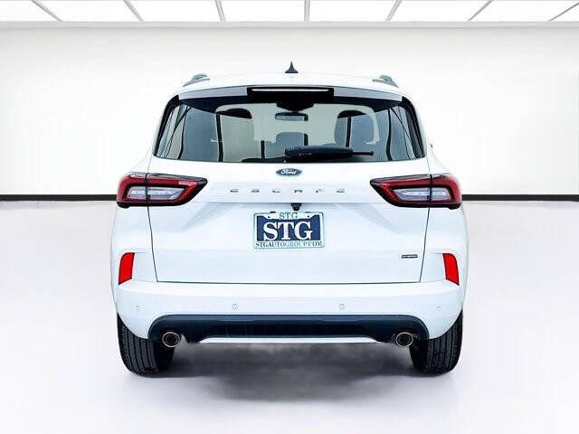 2024 Ford Escape Hybrid ST-Line