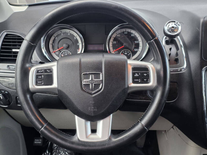 2015 Dodge Grand Caravan SE