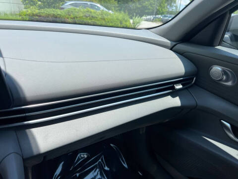 2022 Hyundai Elantra