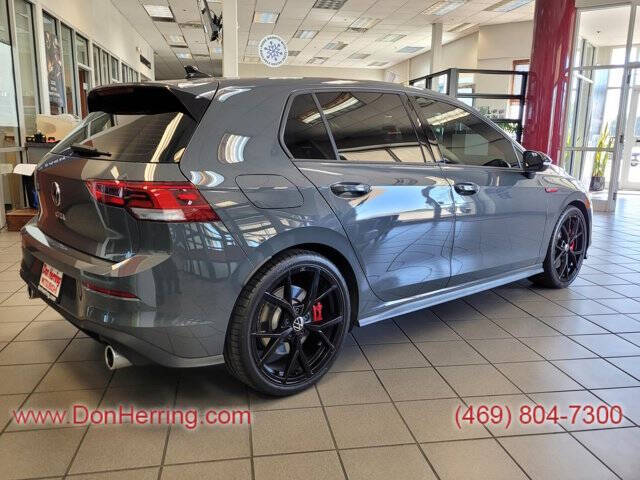 2024 Volkswagen Golf GTI 380 SE