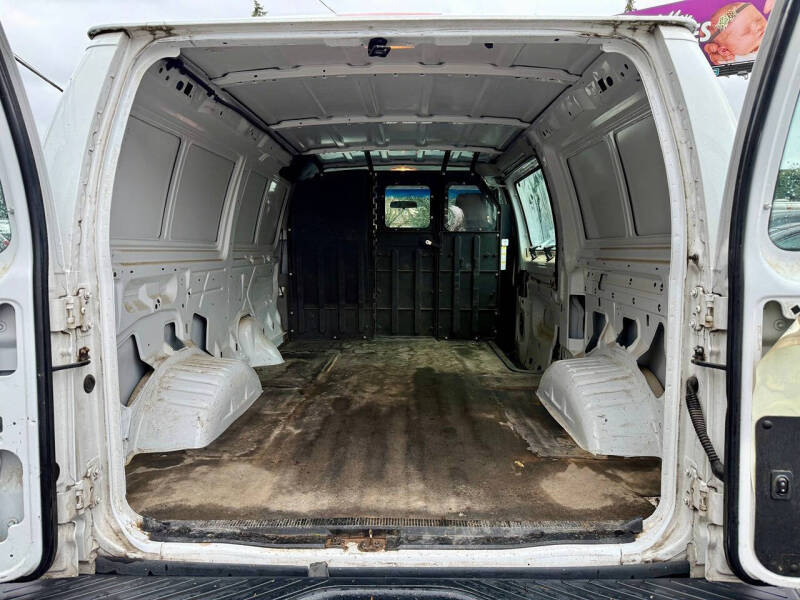 2011 Ford E-Series