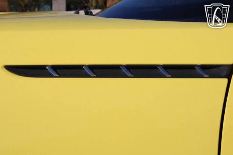 2004 Ford Thunderbird Deluxe