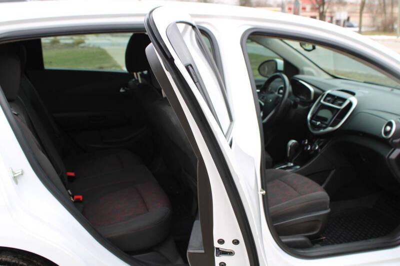 2018 Chevrolet Sonic LT Auto