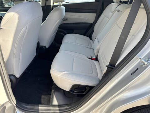 2025 Hyundai Tucson SE