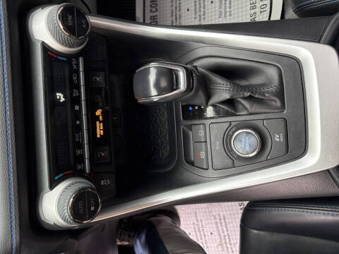 2020 Toyota RAV4 Hybrid XSE