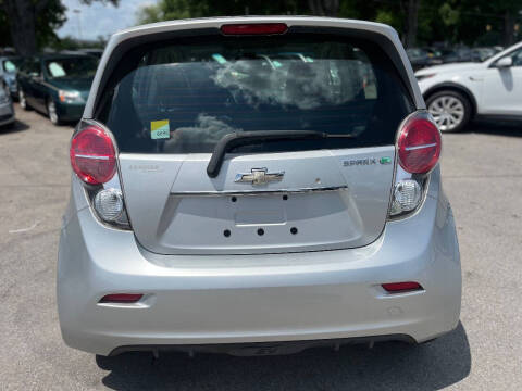 2014 Chevrolet Spark EV 2LT