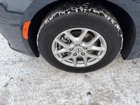 2024 Chrysler Pacifica Touring