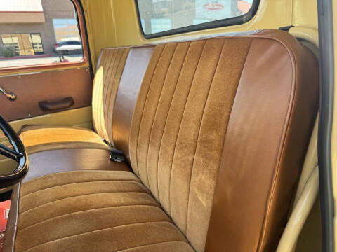 1948 GMC 250 Flat Bed